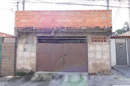 Casa à venda com 125m², 3 quartos e 1 vaga Casa à venda com 125m², 3 quartos e 1 vagaFachada