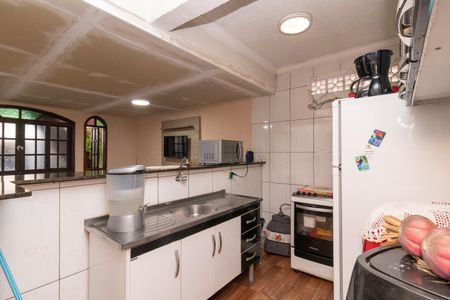 Casa à venda com 125m², 3 quartos e 1 vaga Casa à venda com 125m², 3 quartos e 1 vagaCozinha
