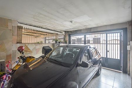 Casa à venda com 98m², 3 quartos e 2 vagas Casa à venda com 98m², 3 quartos e 2 vagasGaragem