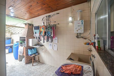 Casa à venda com 98m², 3 quartos e 2 vagas Casa à venda com 98m², 3 quartos e 2 vagasÁrea de Serviço
