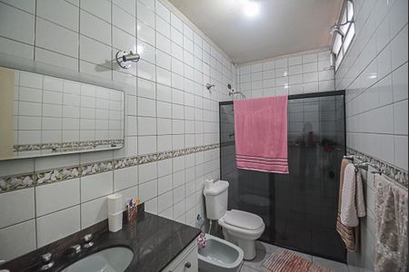 Casa à venda com 98m², 3 quartos e 2 vagas Casa à venda com 98m², 3 quartos e 2 vagasBanheiro