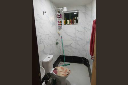 Apartamento para alugar com 56m², 2 quartos e sem vaga Apartamento para alugar com 56m², 2 quartos e sem vagaBanheiro