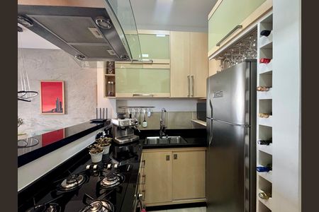 Apartamento à venda com 72m², 2 quartos e sem vagaCozinha