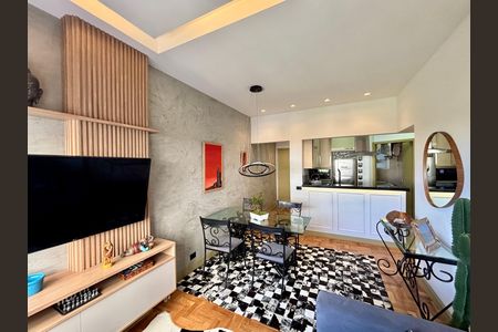 Apartamento à venda com 72m², 2 quartos e sem vagaSala