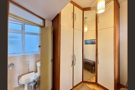 Apartamento à venda com 72m², 2 quartos e sem vagaSuíte - closet