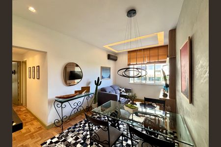 Apartamento à venda com 72m², 2 quartos e sem vagaSala