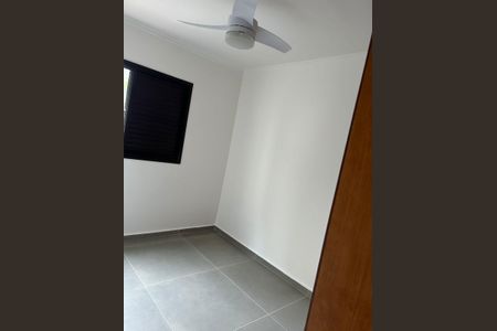 Quarto de apartamento à venda com 3 quartos, 68m² em Jardim Pinheiros, São Paulo