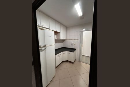 Cozinha de apartamento à venda com 3 quartos, 68m² em Jardim Pinheiros, São Paulo