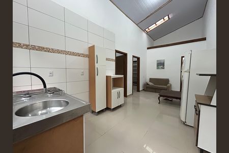 Apartamento para alugar com 150m², 2 quartos e 3 vagas Apartamento para alugar com 150m², 2 quartos e 3 vagasCozinha
