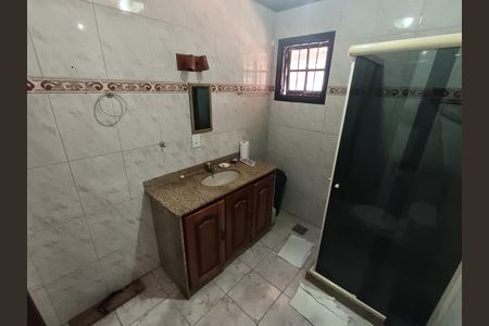 Casa de condomínio para alugar com 214m², 5 quartos e 4 vagas Casa de condomínio para alugar com 214m², 5 quartos e 4 vagasBanheiro