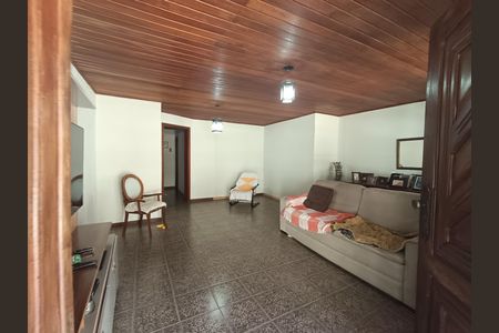 Casa de condomínio para alugar com 214m², 5 quartos e 4 vagas Casa de condomínio para alugar com 214m², 5 quartos e 4 vagasSala