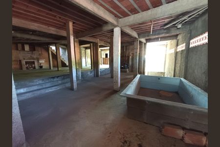 Casa de condomínio para alugar com 214m², 5 quartos e 4 vagas Casa de condomínio para alugar com 214m², 5 quartos e 4 vagasÁrea Externa