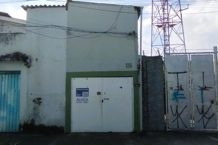 Casa para alugar com 186m², 3 quartos e sem vaga Casa para alugar com 186m², 3 quartos e sem vagaFachada + Placa