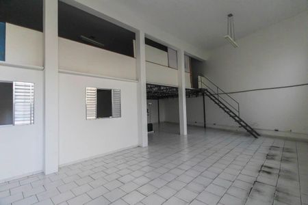 Casa para alugar com 186m², 3 quartos e sem vaga Casa para alugar com 186m², 3 quartos e sem vagaSala