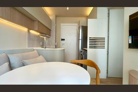Studio para alugar com 25m², 1 quarto e sem vaga Studio para alugar com 25m², 1 quarto e sem vagaSala