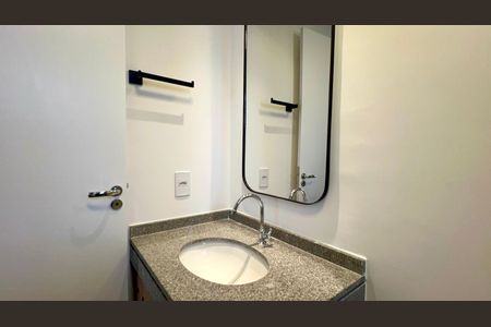Studio para alugar com 25m², 1 quarto e sem vaga Studio para alugar com 25m², 1 quarto e sem vagaBanheiro da Suíte