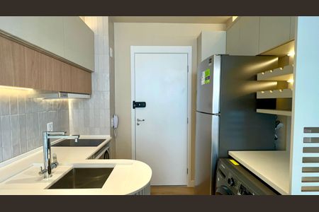 Studio para alugar com 25m², 1 quarto e sem vaga Studio para alugar com 25m², 1 quarto e sem vagaCozinha