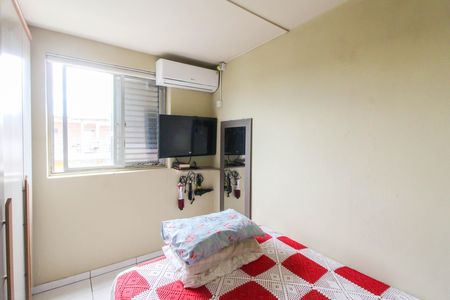 Quarto 1 de apartamento à venda com 2 quartos, 42m² em Guajuviras, Canoas