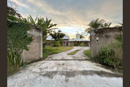 Casa de condomínio para alugar com 149m², 2 quartos e 3 vagas Casa de condomínio para alugar com 149m², 2 quartos e 3 vagasFachada