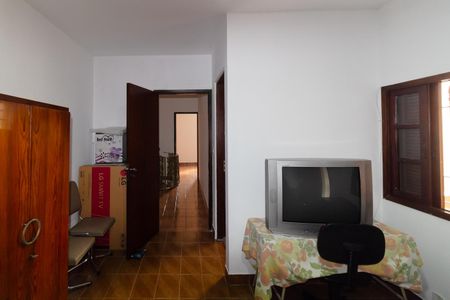 Casa à venda com 180m², 3 quartos e 1 vaga Casa à venda com 180m², 3 quartos e 1 vagaQuarto 2 - Suíte