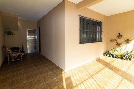 Garagem de casa à venda com 3 quartos, 180m² em Chácara Belenzinho, São Paulo