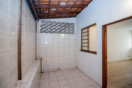 Casa de condomínio à venda com 57m², 2 quartos e 1 vaga Casa de condomínio à venda com 57m², 2 quartos e 1 vagaÁrea de Serviço