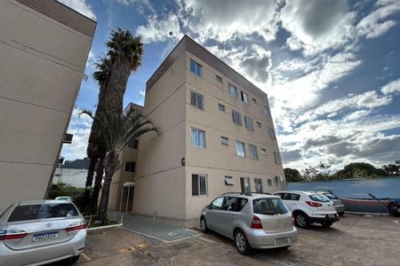Apartamento à venda com 43m², 2 quartos e 1 vaga Apartamento à venda com 43m², 2 quartos e 1 vagaFachada