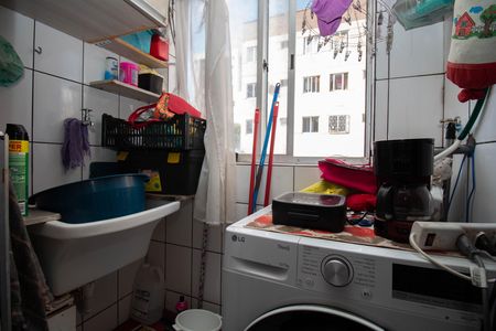 Apartamento à venda com 43m², 2 quartos e 1 vaga Apartamento à venda com 43m², 2 quartos e 1 vagaCozinha e Área de Serviço