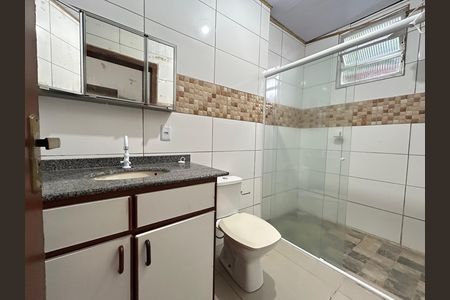 Casa de condomínio para alugar com 150m², 2 quartos e 3 vagasBanheiro suíte 1