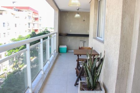 Apartamento para alugar com 93m², 2 quartos e 1 vaga