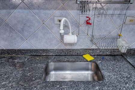 Apartamento à venda com 50m², 2 quartos e 1 vaga Apartamento à venda com 50m², 2 quartos e 1 vagaCozinha e Área de Serviço