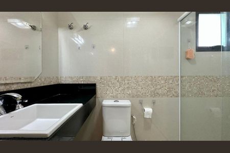 Apartamento para alugar com 118m², 4 quartos e 3 vagas Apartamento para alugar com 118m², 4 quartos e 3 vagasBanheiro