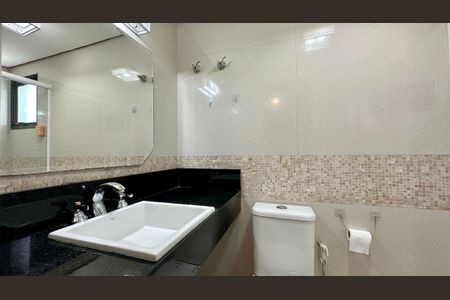Apartamento para alugar com 118m², 4 quartos e 3 vagas Apartamento para alugar com 118m², 4 quartos e 3 vagasBanheiro