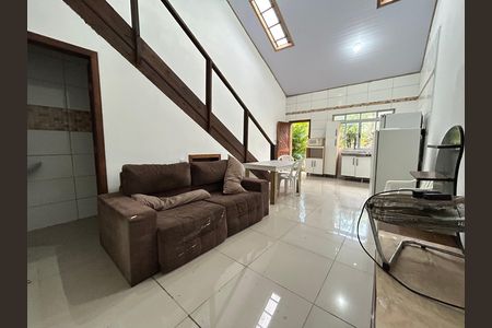 Sala de apartamento para alugar com 2 quartos, 150m² em Lagoa da Conceição, Florianópolis