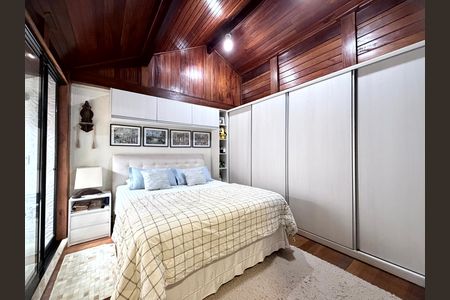 Casa de condomínio à venda com 200m², 3 quartos e 2 vagas Casa de condomínio à venda com 200m², 3 quartos e 2 vagasSuíte 1
