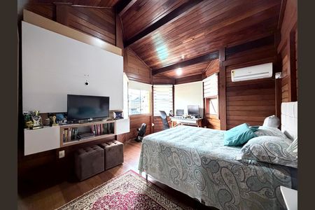 Casa de condomínio à venda com 200m², 3 quartos e 2 vagas Casa de condomínio à venda com 200m², 3 quartos e 2 vagasQuarto