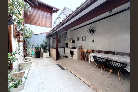 Casa de condomínio à venda com 200m², 3 quartos e 2 vagas Casa de condomínio à venda com 200m², 3 quartos e 2 vagasÁrea de Lazer