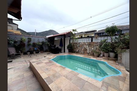 Casa de condomínio à venda com 200m², 3 quartos e 2 vagas Casa de condomínio à venda com 200m², 3 quartos e 2 vagasÁrea de Lazer