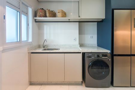 Apartamento para alugar com 144m², 4 quartos e 2 vagas Apartamento para alugar com 144m², 4 quartos e 2 vagasÁrea de Serviço