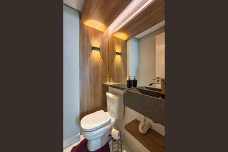 Apartamento para alugar com 144m², 4 quartos e 2 vagas Apartamento para alugar com 144m², 4 quartos e 2 vagasLavabo