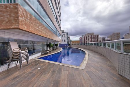 Apartamento para alugar com 144m², 4 quartos e 2 vagas Apartamento para alugar com 144m², 4 quartos e 2 vagasÁrea comum - Piscina