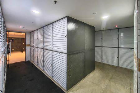Apartamento para alugar com 144m², 4 quartos e 2 vagas Apartamento para alugar com 144m², 4 quartos e 2 vagasArmários