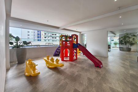 Apartamento para alugar com 144m², 4 quartos e 2 vagas Apartamento para alugar com 144m², 4 quartos e 2 vagasÁrea comum - Playground