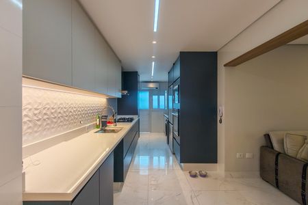 Apartamento para alugar com 144m², 4 quartos e 2 vagas Apartamento para alugar com 144m², 4 quartos e 2 vagasCozinha