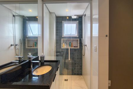 Apartamento para alugar com 144m², 4 quartos e 2 vagas Apartamento para alugar com 144m², 4 quartos e 2 vagasSuite 2