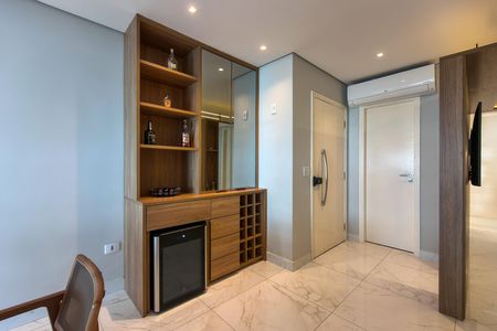 Sala de apartamento para alugar com 4 quartos, 144m² em Guilhermina, Praia Grande