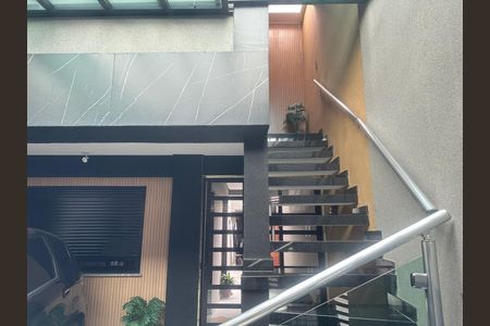 Área externa de casa de condomínio para alugar com 2 quartos, 100m² em Vila Domitila, São Paulo