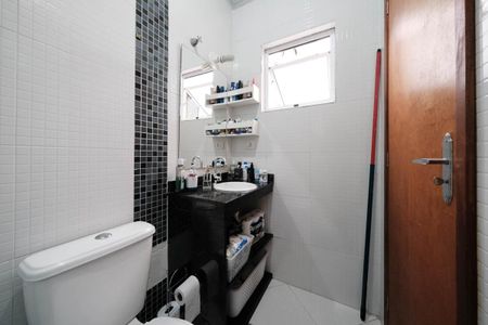Casa de condomínio à venda com 75m², 2 quartos e 1 vagaSuíte 1