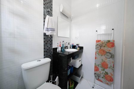 Casa de condomínio à venda com 75m², 2 quartos e 1 vagaSuíte 2