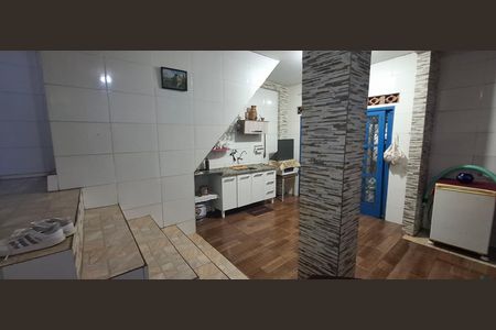 Casa para alugar com 80m², 4 quartos e 3 vagasCozinha